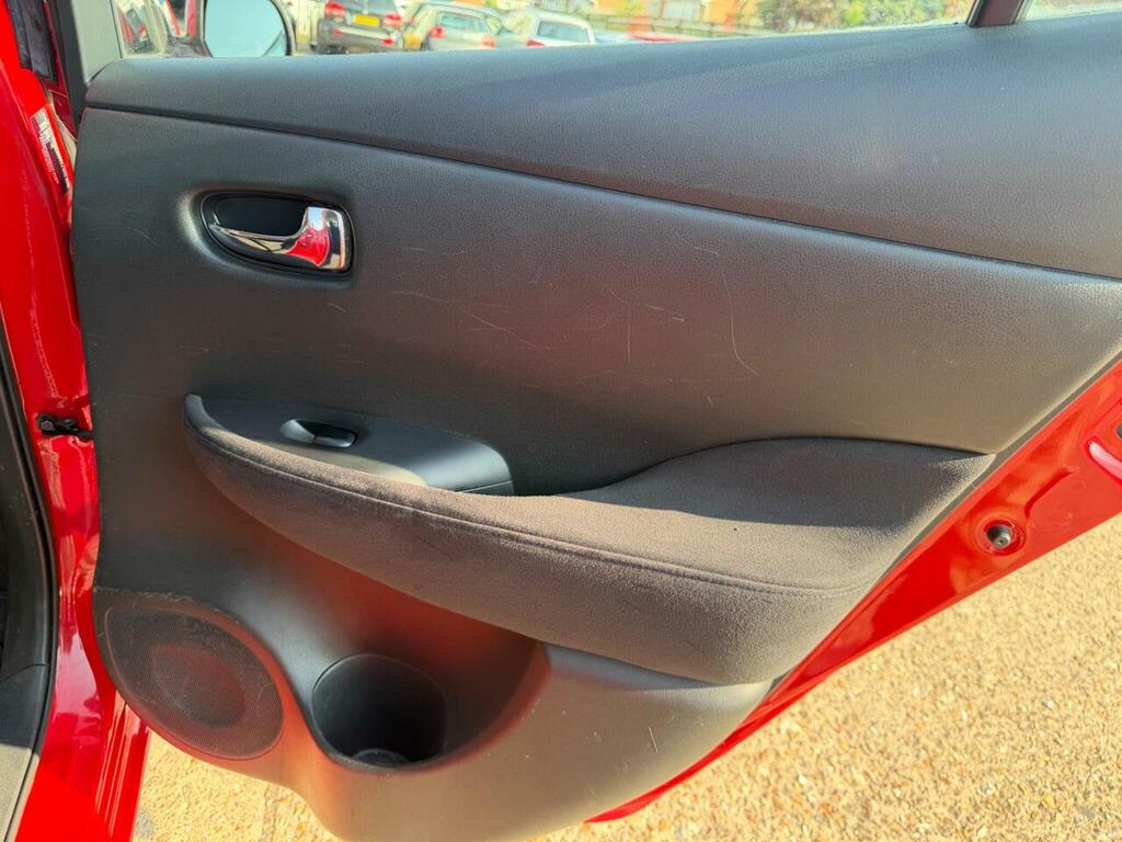 Nissan Leaf Acenta 5-Door Free Road Tax, Low Mileage Red #20