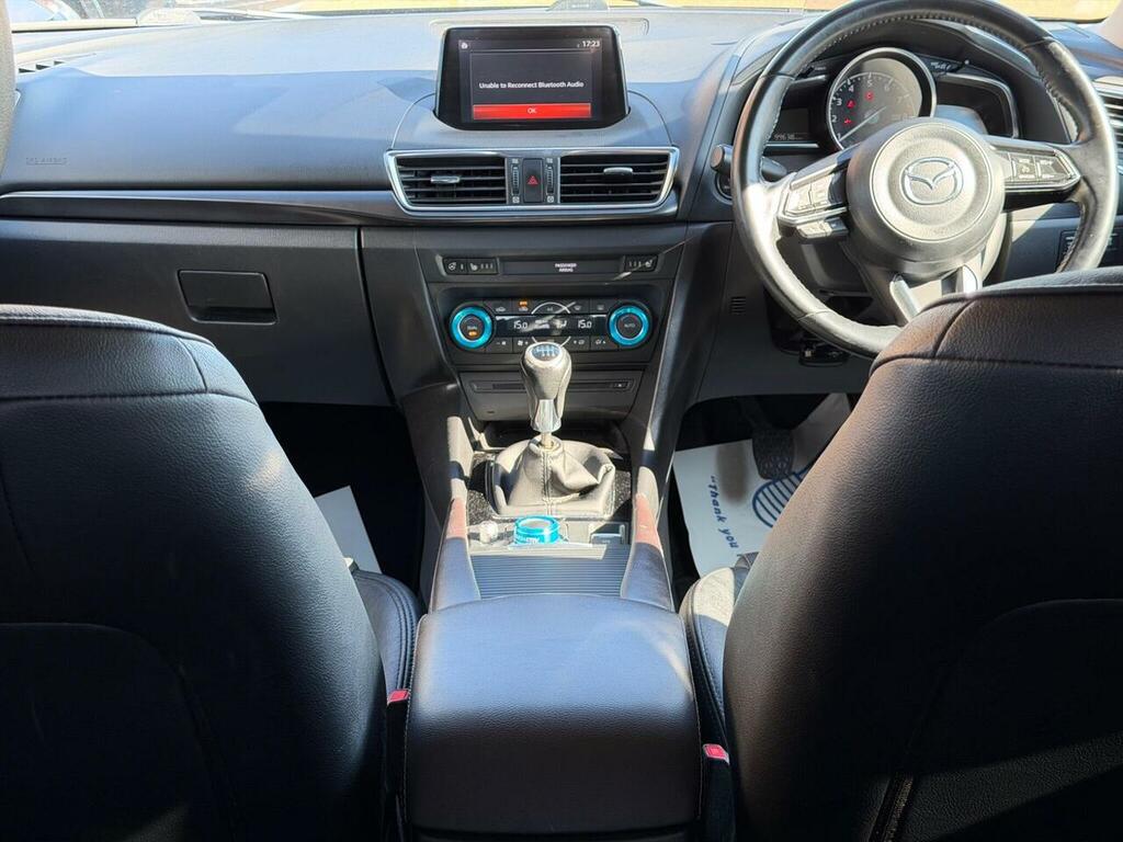 Mazda 3 2.0 Sport Nav White #19