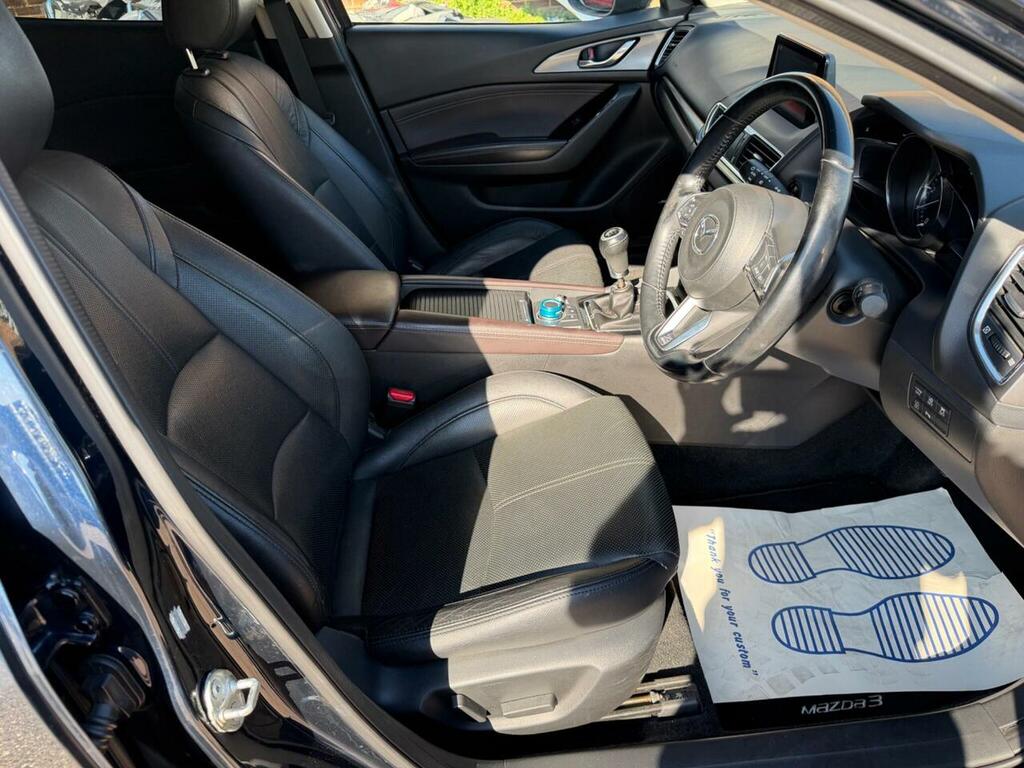 Mazda 3 2.0 Sport Nav White #20