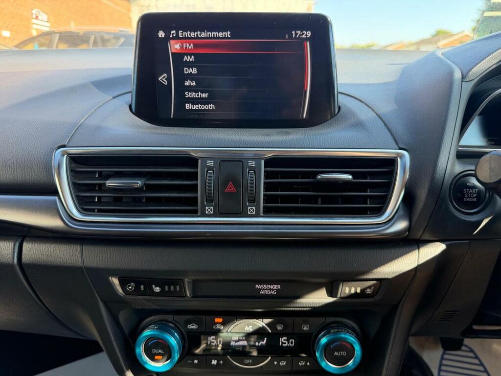 Mazda 3 2.0 Sport Nav White #41