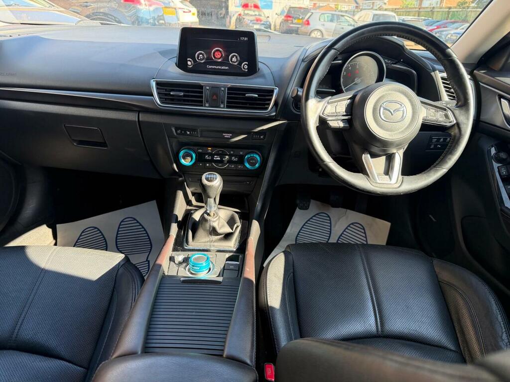Mazda 3 2.0 Sport Nav White #50