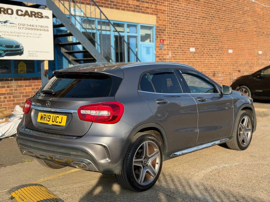 Mercedes-Benz GLA Class 2.1 Gla200d Amg Line 7G-dct Euro 6 Ss Grey #4