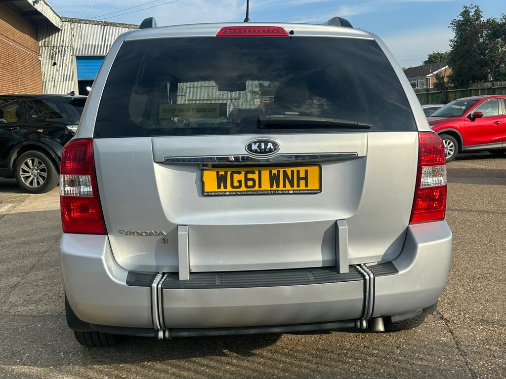 Kia Sedona 2.2 Crdi 3 Mpv 199 Gkm, 192 Silver #5