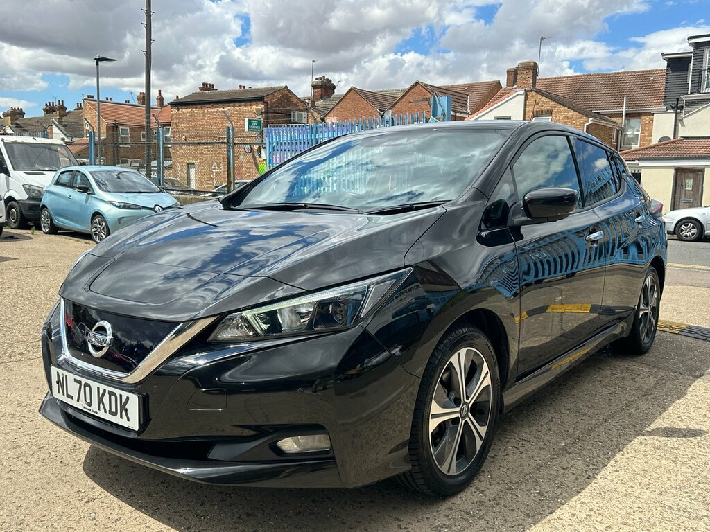 Nissan Leaf 40Kwh N-connecta Hatchback 150 Black #4