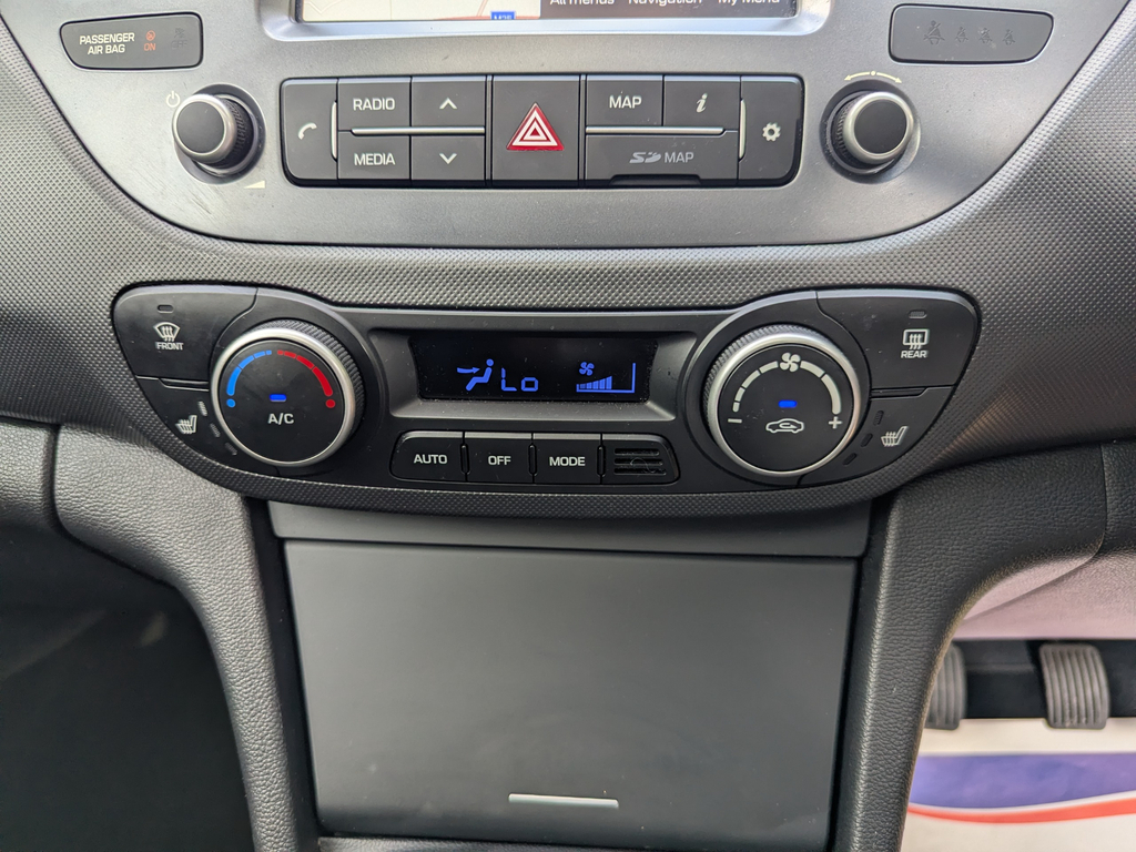 Hyundai I10 1.2 Premium Hatchback Euro 6 87 P Blue #13