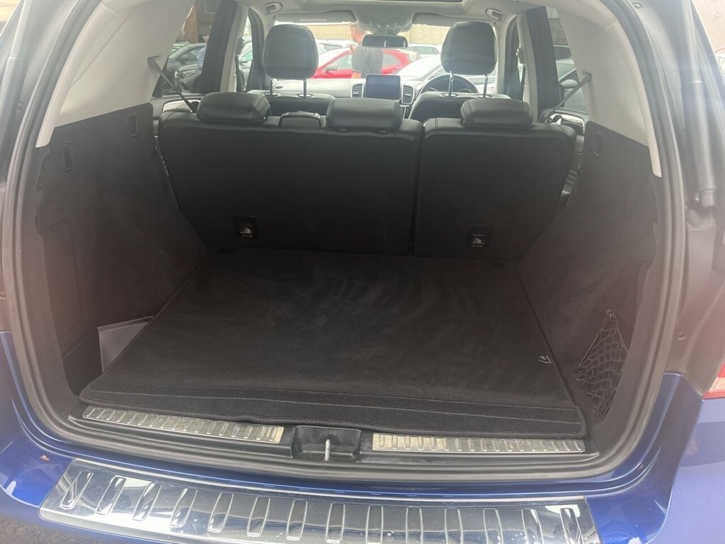 Mercedes-Benz GLE Class 3L Amg Line Blue #6
