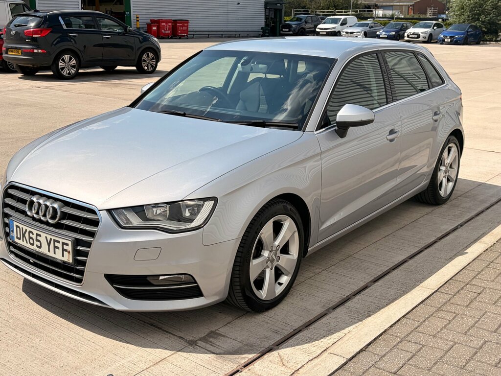 Audi A3 1.4 Tfsi Cod Sport Sportback Eur DK65YFF Silver #4