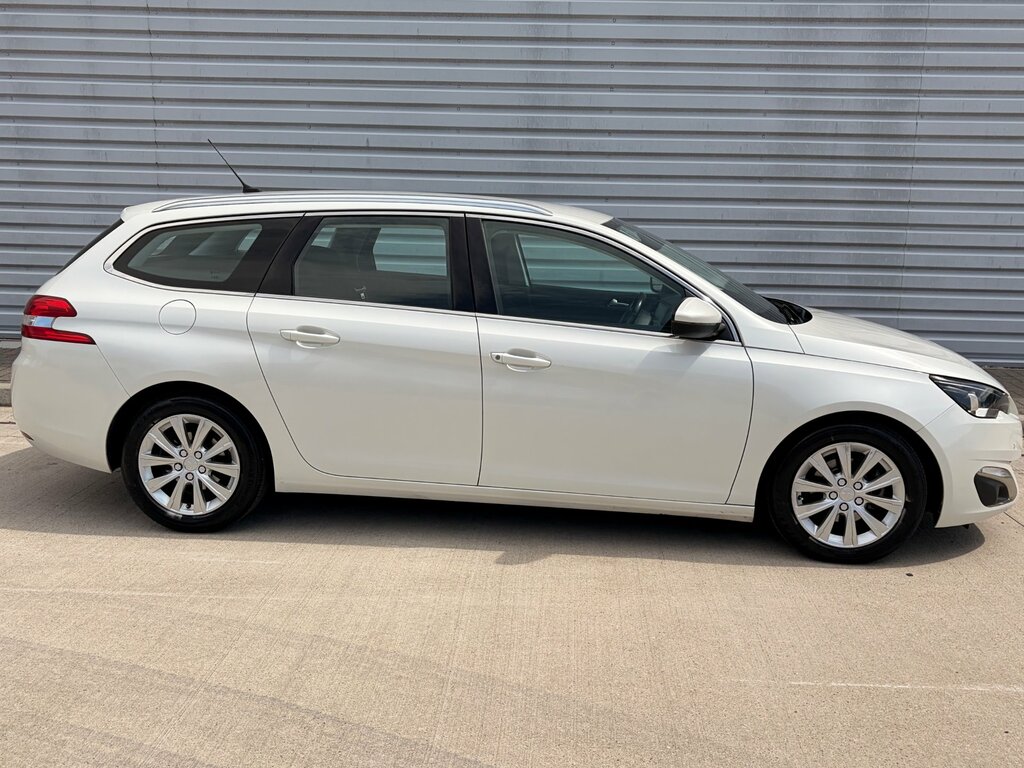 Peugeot 308 SW 1.6 Bluehdi Allure Estate Euro 6 White #2