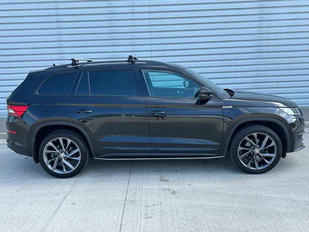 Skoda Kodiaq 2.0 Tdi Sportline Suv Dsg 4Wd Euro 6 S AP70OBN Black #3