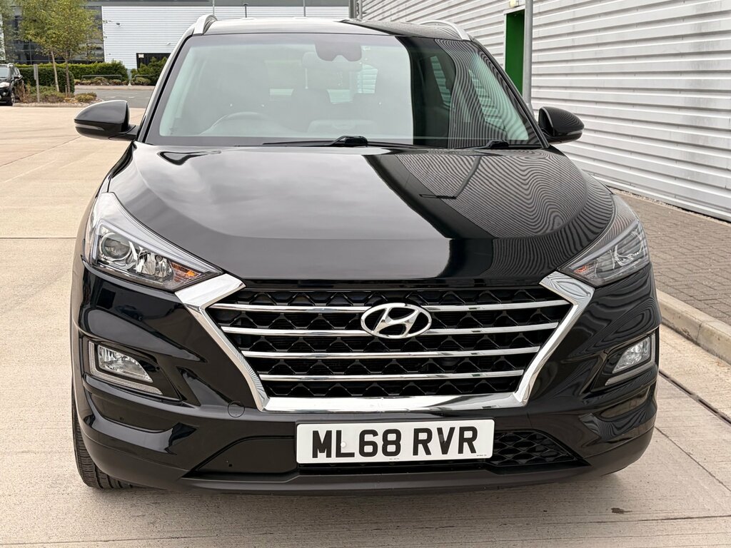 Hyundai Tucson 1.6 Gdi Blue Drive Se Nav Suv Eu ML68RVR Black #3