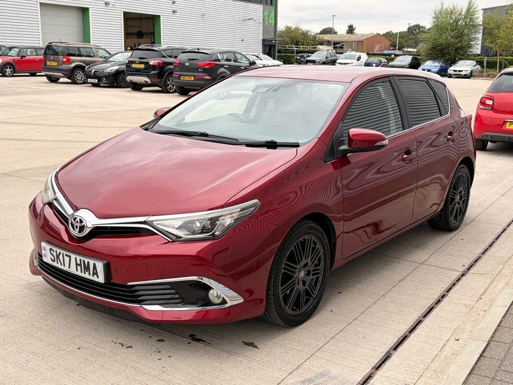 Toyota Auris 1.2 Vvt-i Excel Hatchback Euro 6 SK17HMA Red #4
