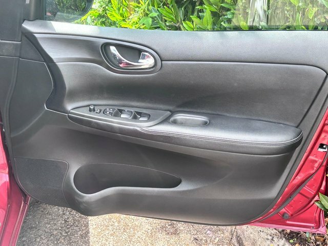 Nissan Pulsar Hatchback 1.2 Dig-t Visia Euro 5 Ss Euro 5 Black #24
