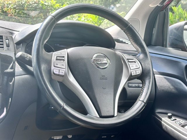 Nissan Pulsar Hatchback 1.2 Dig-t Visia Euro 5 Ss Euro 5 Black #31