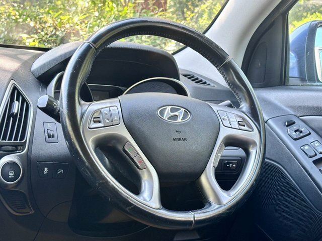 Hyundai Ix35 Crdi Se Nav Black #38