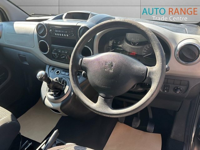 Peugeot Partner Tepee Mpv Beige #10