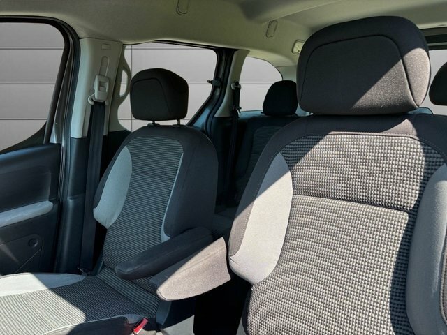 Peugeot Partner Tepee Mpv Beige #17