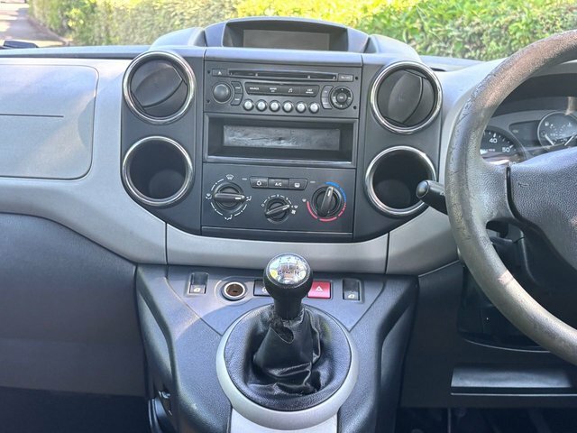 Peugeot Partner Tepee Mpv Beige #35