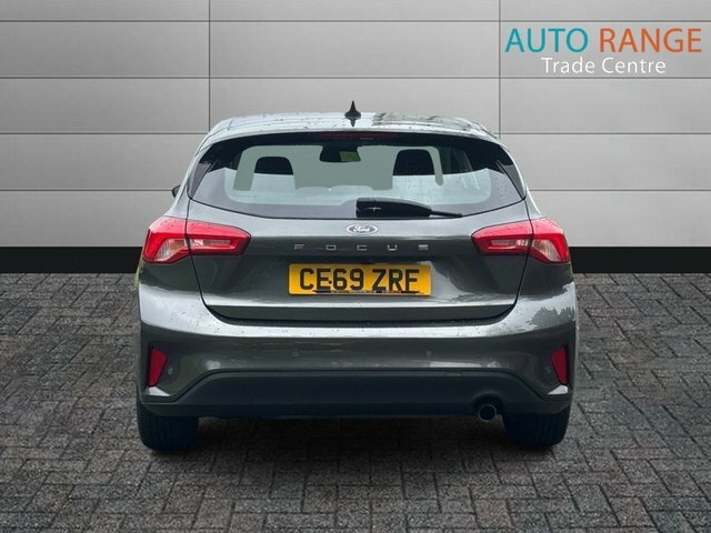 Ford Focus Ecoboost Titanium Hatchback Grey #4