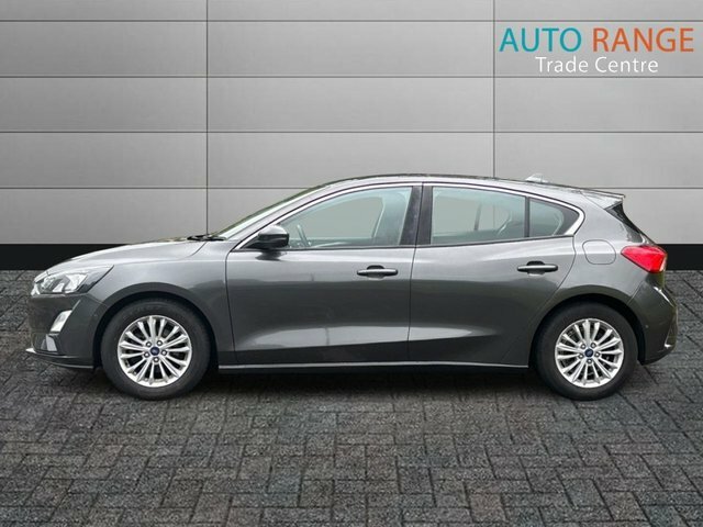 Ford Focus Ecoboost Titanium Hatchback Grey #5