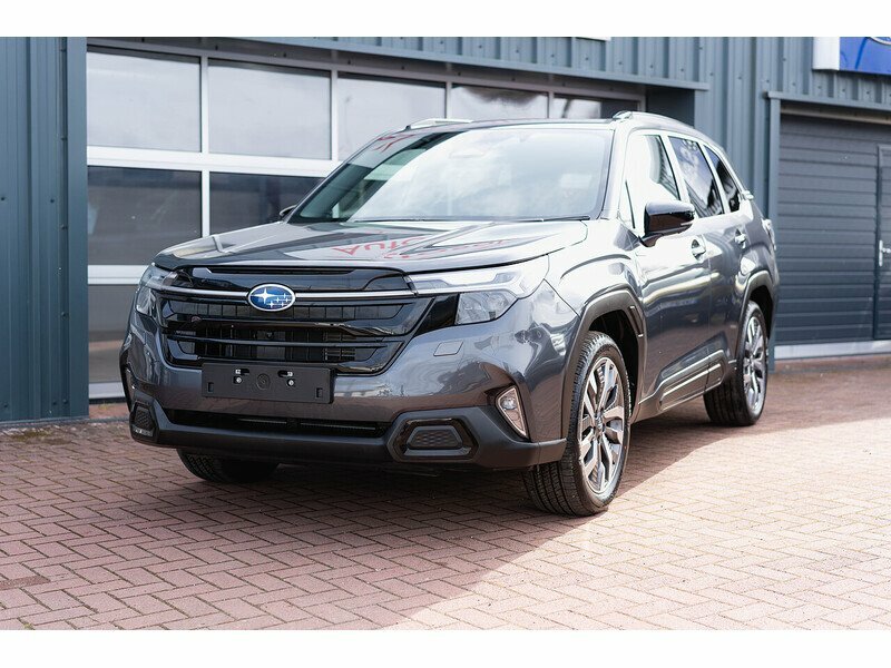 Subaru Forester E-boxer Touring - 2026 Grey