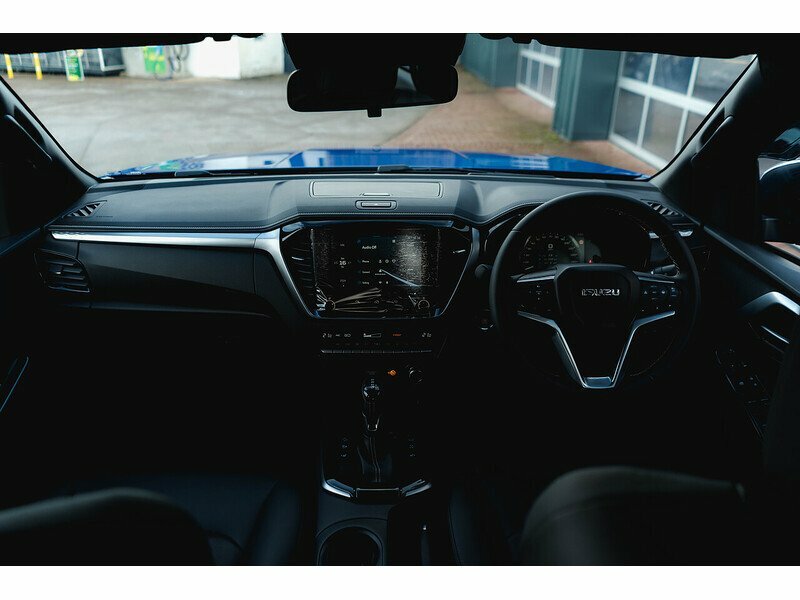 Isuzu D-Max Dl40 Dcb Blue #3