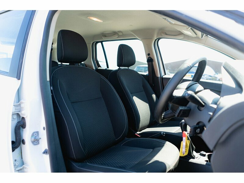 Dacia Logan Tce Laureate White #2