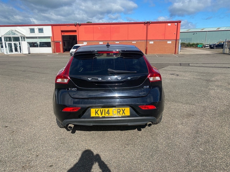Volvo V40 D3 Se Lux Nav Black #6
