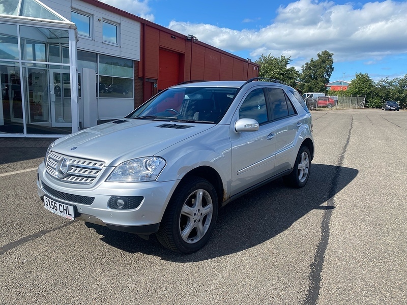 Mercedes-Benz M Class Ml280 Cdi Sport Silver #3