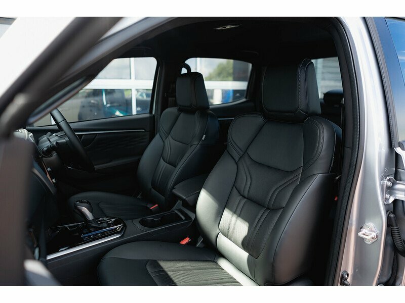 Isuzu D-Max V-cross Dcb N89 #25