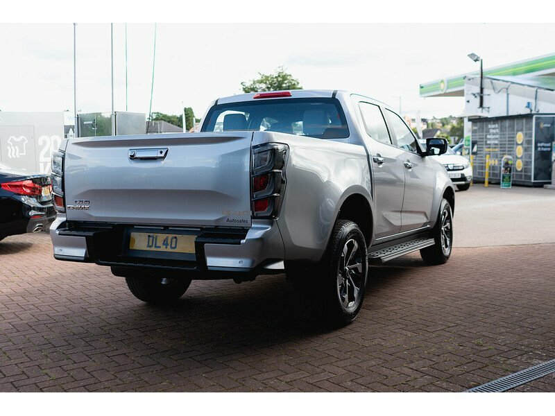 Isuzu D-Max V-cross Dcb N89 #8