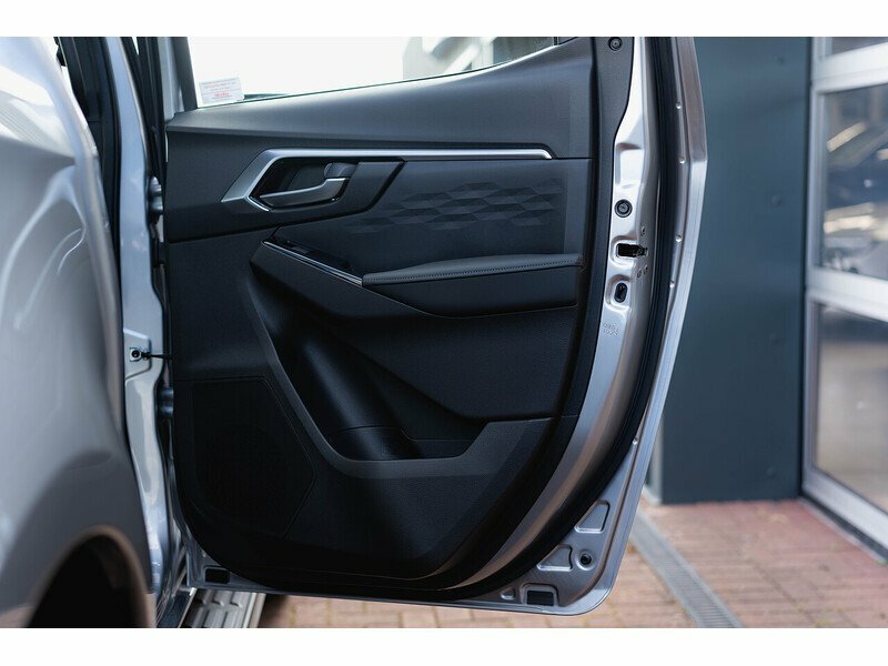 Isuzu D-Max V-cross Dcb N89 #20