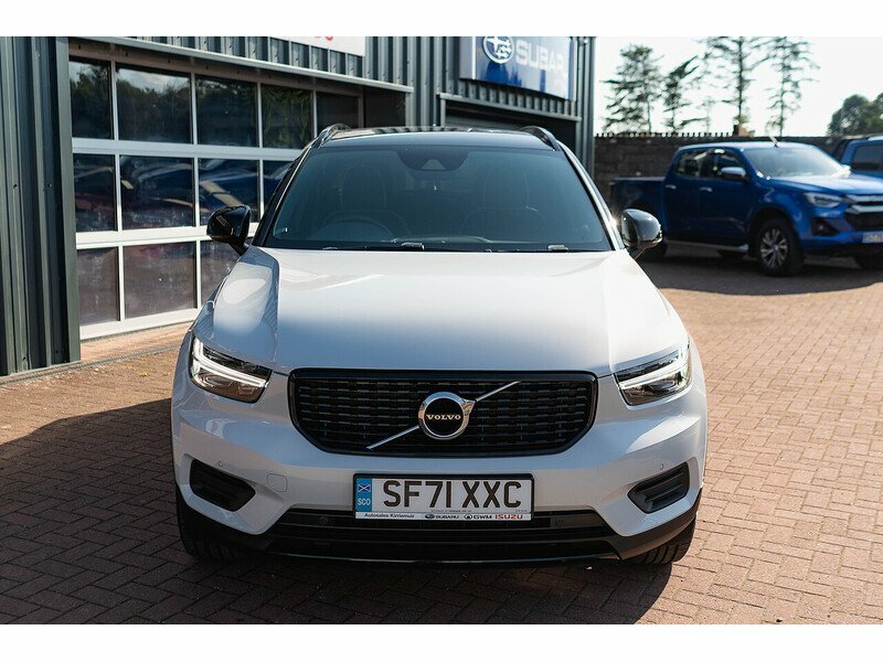 Volvo XC40 B4 Mhev R-design Silver #4