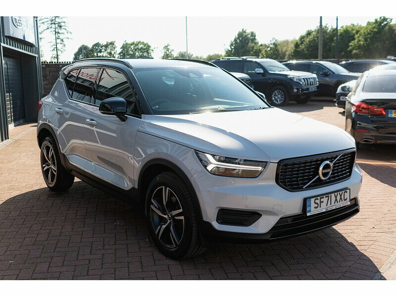 Volvo XC40 B4 Mhev R-design Silver #5