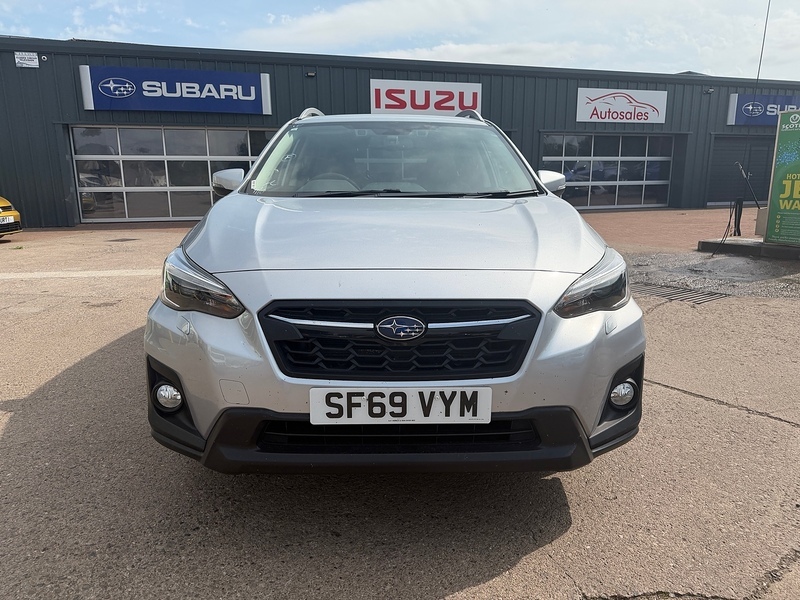 Subaru XV White #9