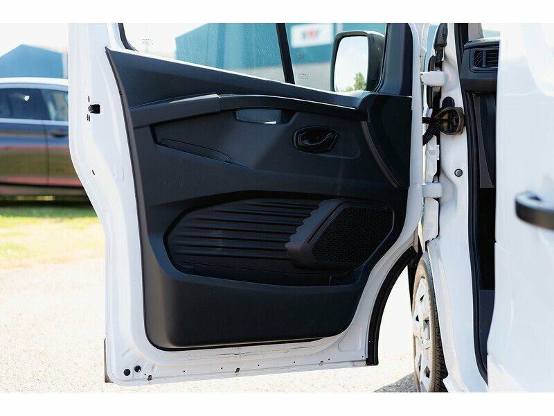 Renault Trafic Trafic Sl28 Business Blue Dci White #19