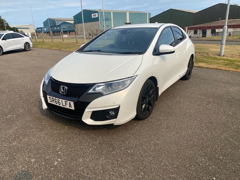 Honda Civic I-vtec Sport White