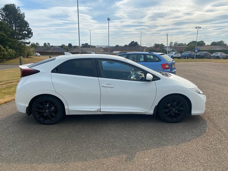 Honda Civic I-vtec Sport White #6