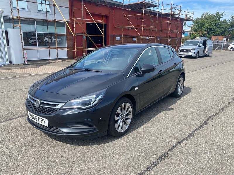 Vauxhall Astra Cdti Blueinjection Design Black #3