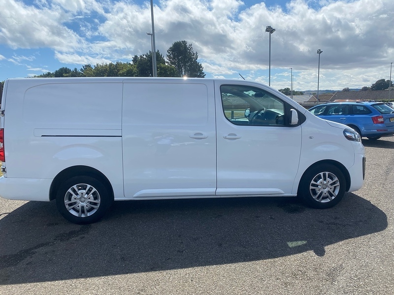 Vauxhall Vivaro Turbo D 3100 Sportive White #6