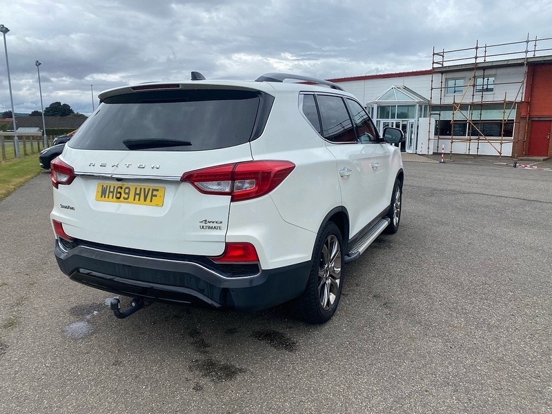 SsangYong Rexton D Ultimate White #4