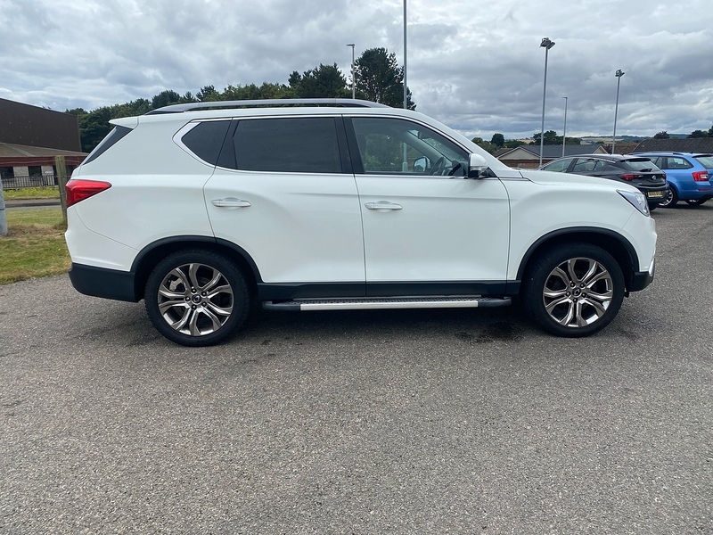 SsangYong Rexton D Ultimate White #5
