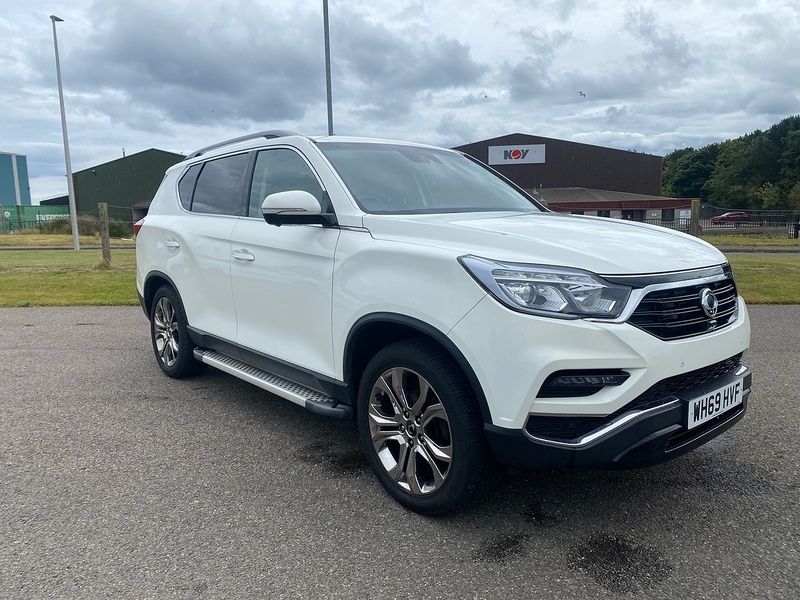 SsangYong Rexton D Ultimate White #6