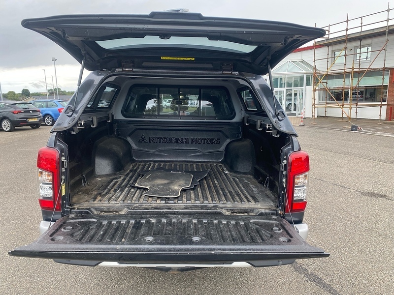 Mitsubishi L200 L200 Barbarian X Di-d Black #15