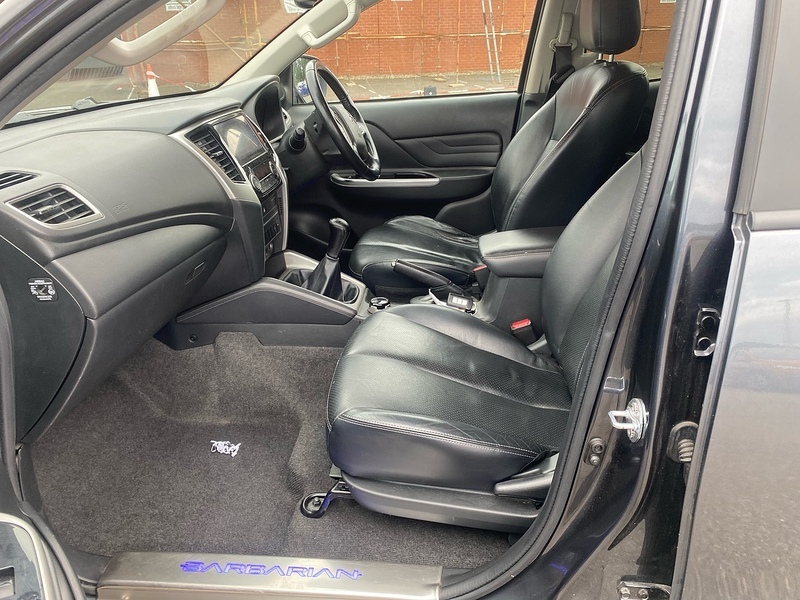 Mitsubishi L200 L200 Barbarian X Di-d Black #11