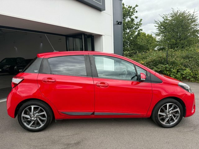 Toyota Yaris Vvt-i Y20 Bi-tone Euro SJ20PXN Red #2