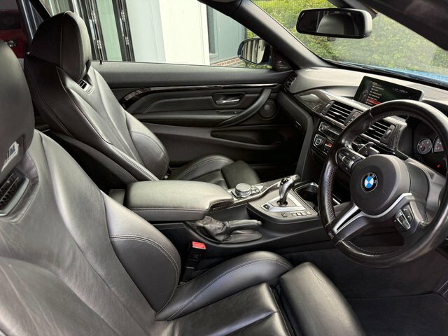 BMW M4 3.0 Biturbo Convertible Black #11