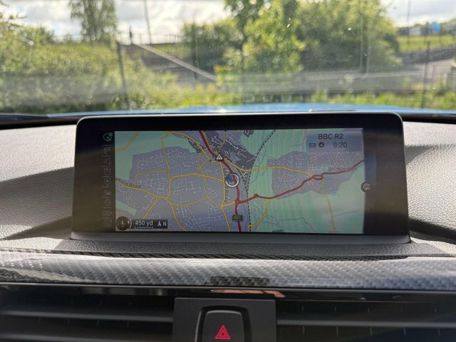 BMW M4 3.0 Biturbo Convertible Black #16