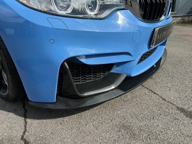 BMW M4 3.0 Biturbo Convertible Black #20