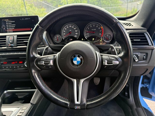 BMW M4 3.0 Biturbo Convertible Black #15