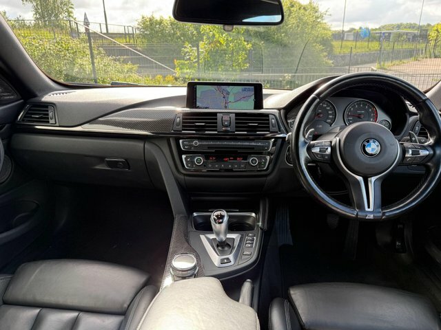 BMW M4 3.0 Biturbo Convertible Black #14